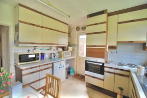 Photo 7- click for photo gallery